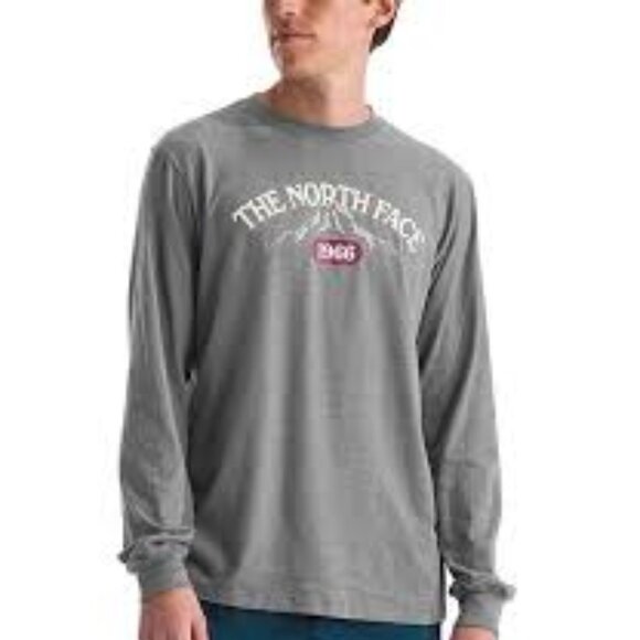 NWT  NORTH FACE varsity   tee in medium grey heather - Picture 1 of 3